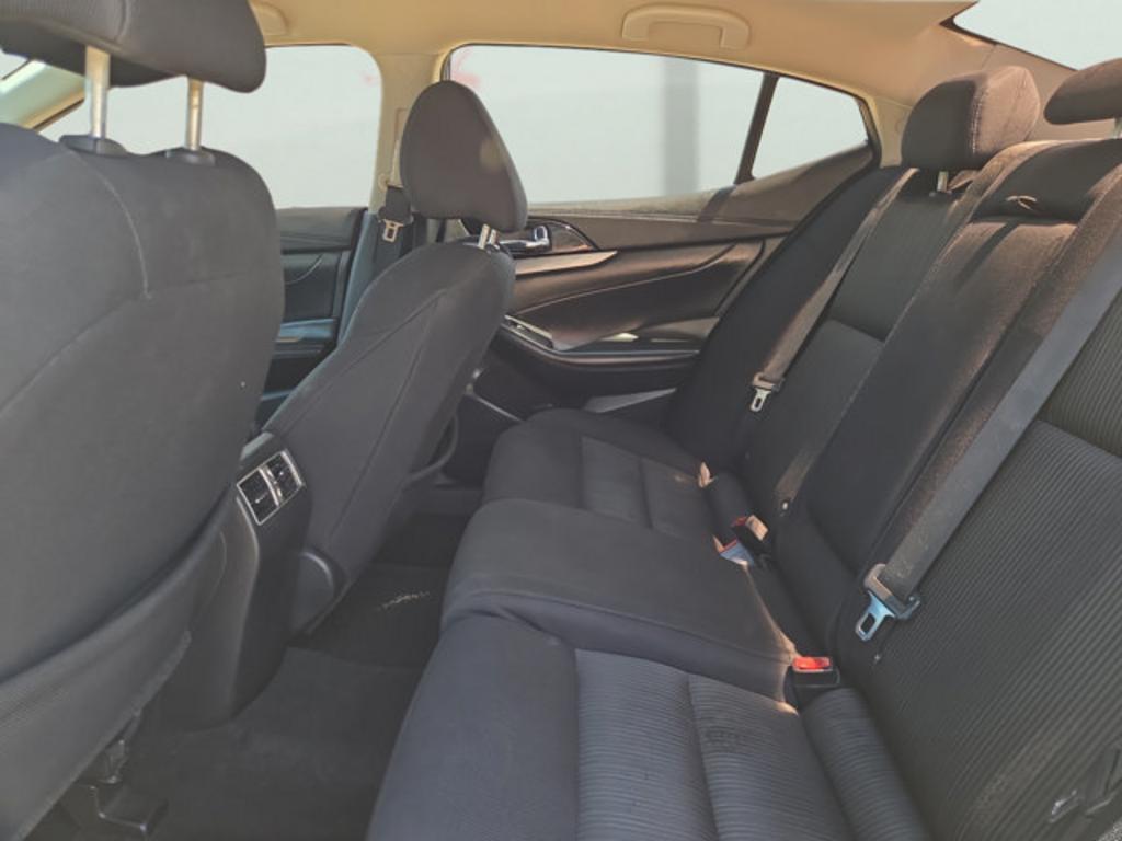 2016 Nissan Maxima - $10,999
