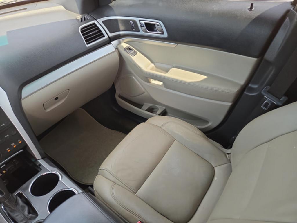 2013 Ford Explorer - $6,500