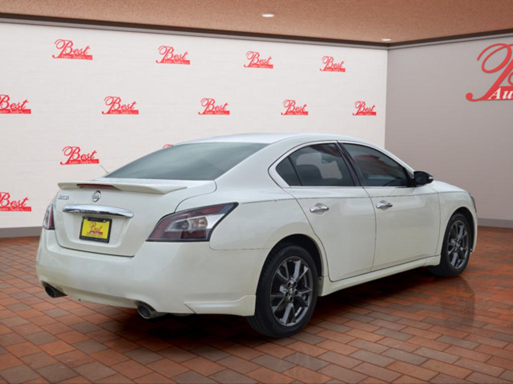 2014 Nissan Maxima - $4,999