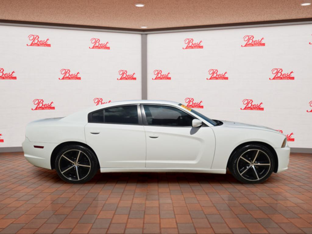 2014 Dodge Charger - $6,999