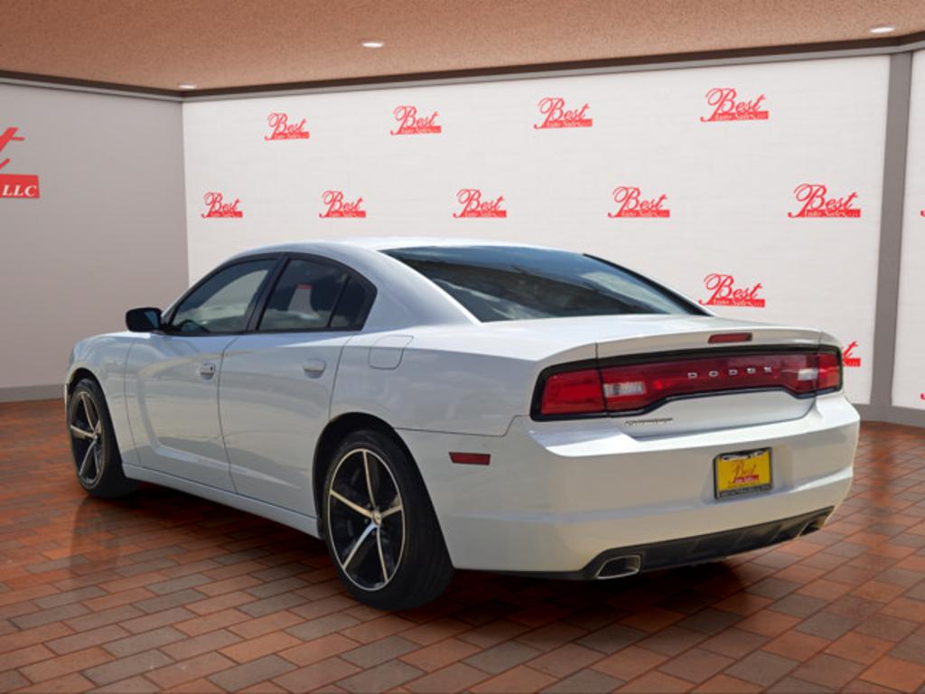 2014 Dodge Charger - $6,999