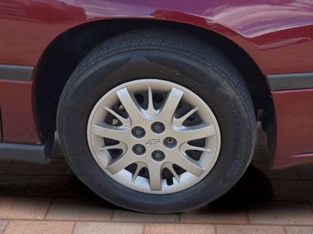 2001 Chevrolet Impala photo