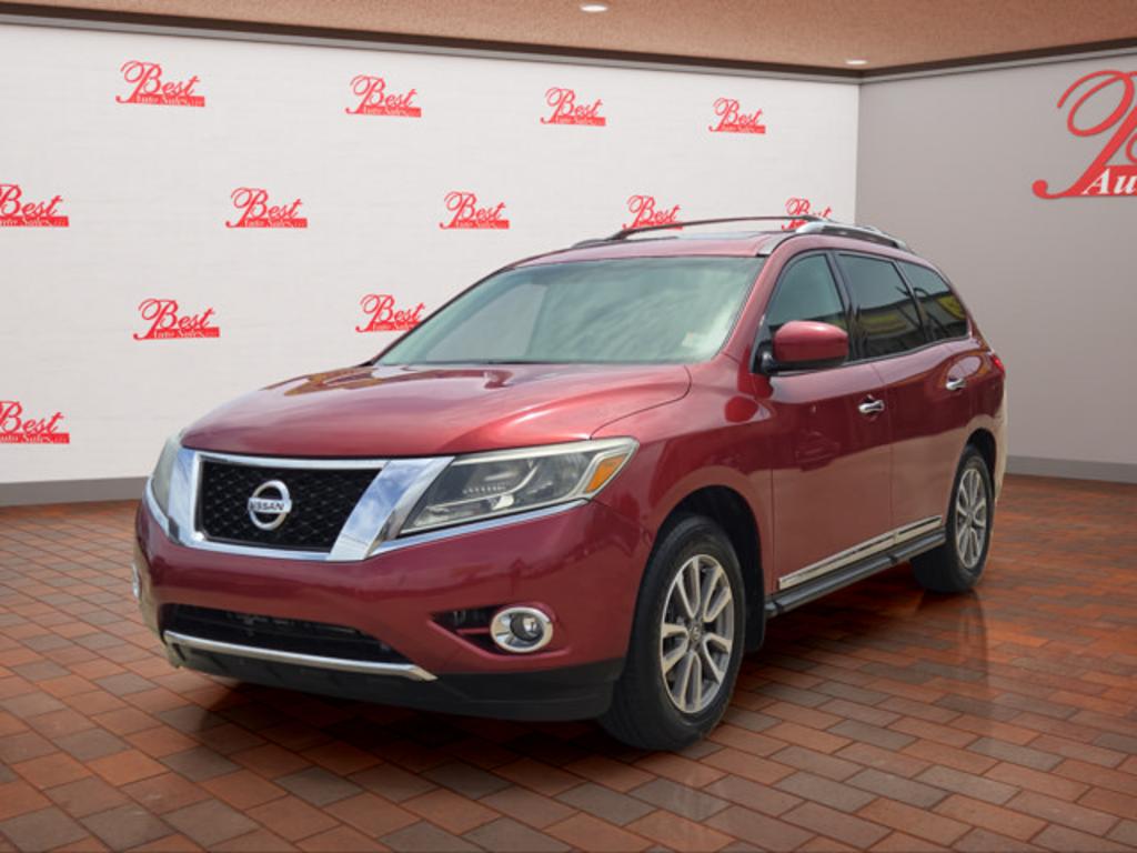 2014 Nissan Pathfinder - $10,999