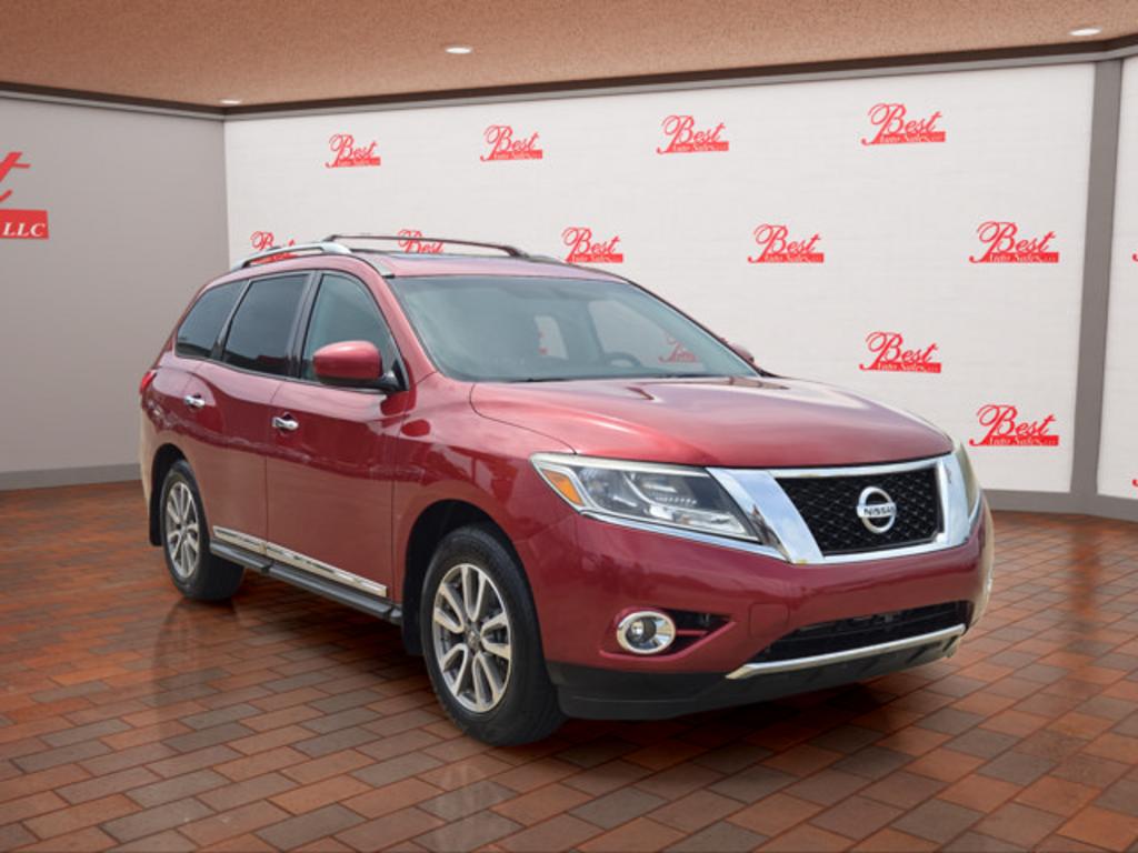 2014 Nissan Pathfinder - $10,999