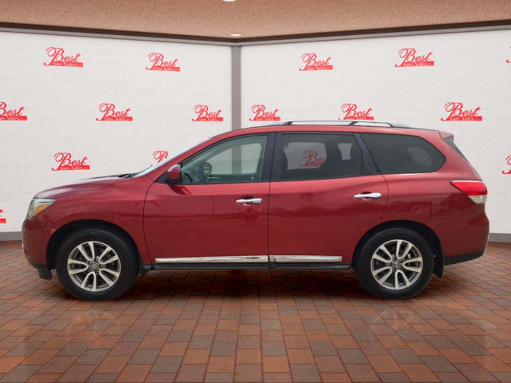 2014 Nissan Pathfinder - $10,999