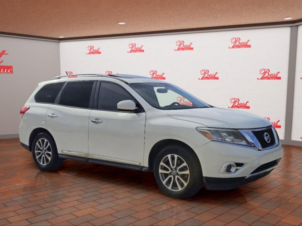 2014 Nissan Pathfinder - $9,999