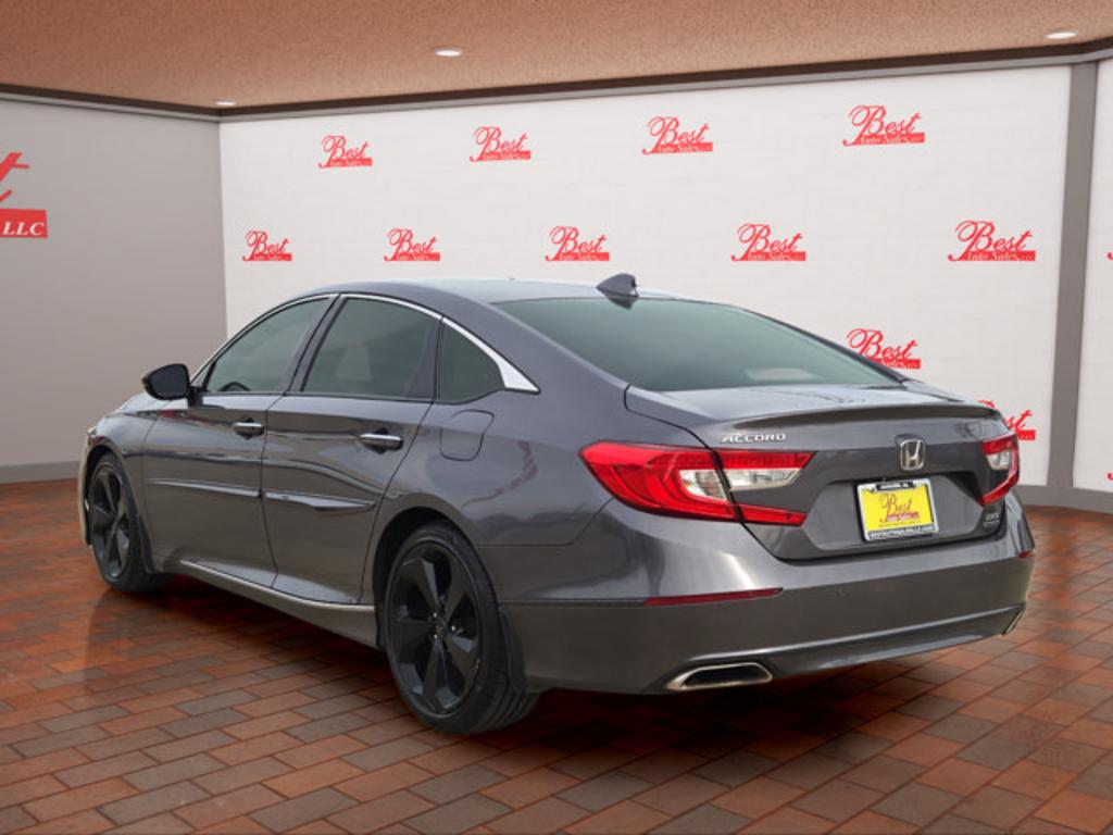 2018 Honda Accord - $16,999