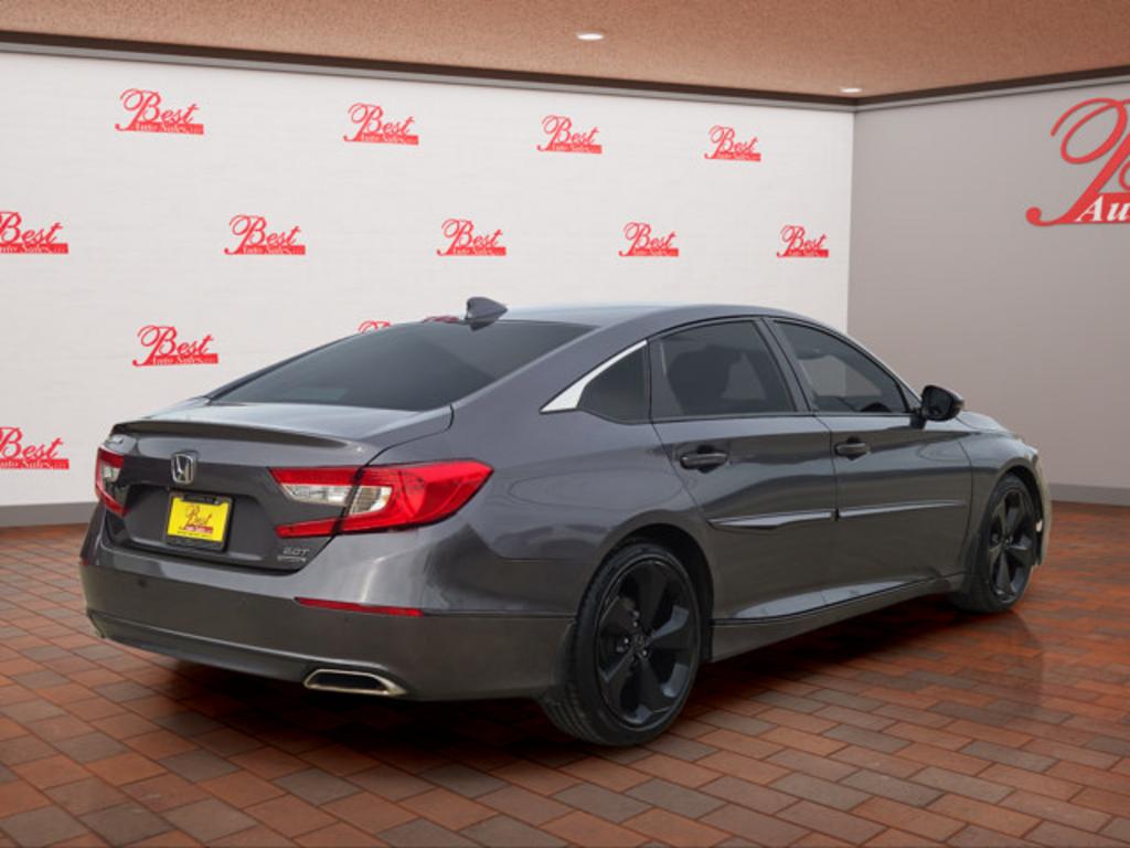 2018 Honda Accord - $16,999
