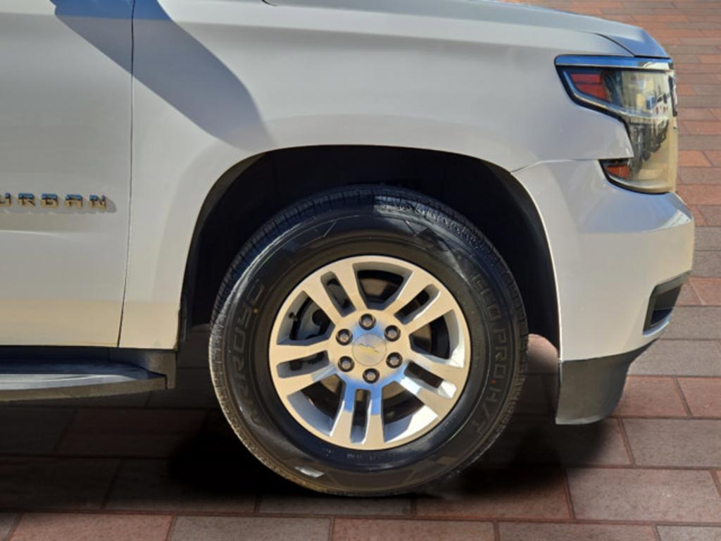 2016 Chevrolet Suburban - $12,999
