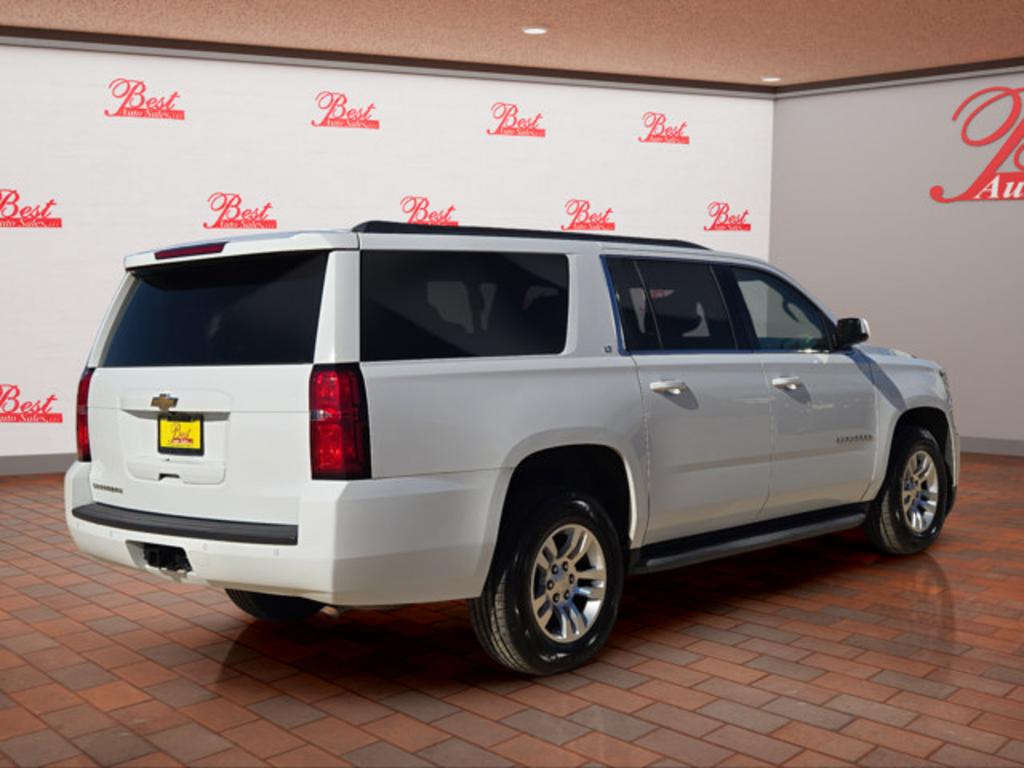 2016 Chevrolet Suburban - $12,999