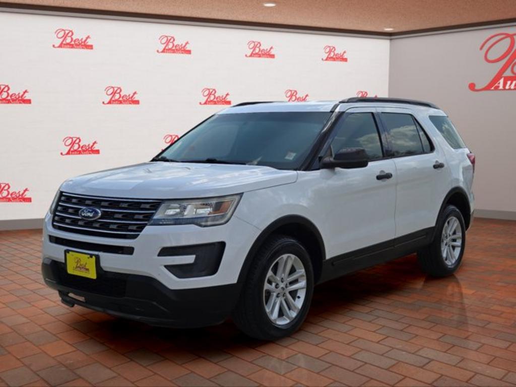 2017 Ford Explorer photo