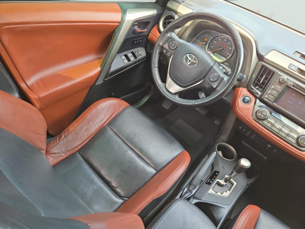 2013 Toyota RAV4 - $13,999