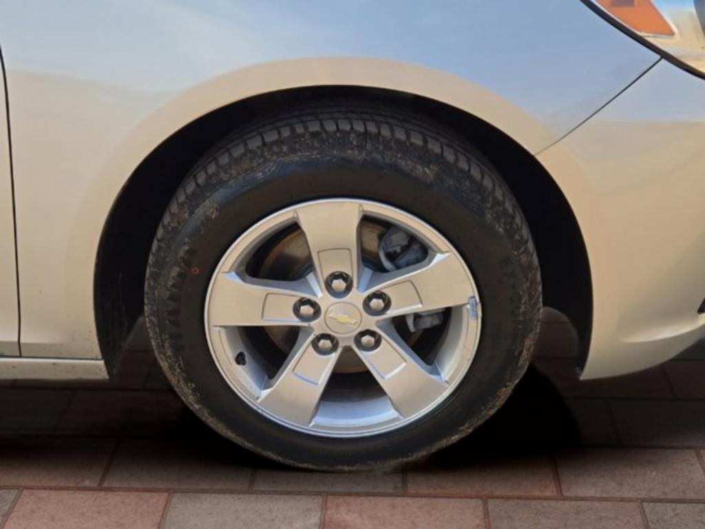 2013 Chevrolet Malibu - $5,999