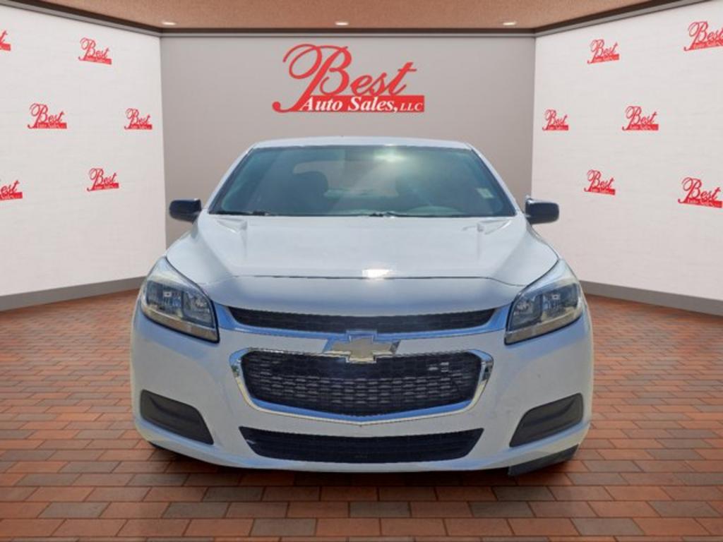 2016 Chevrolet Malibu - $9,999