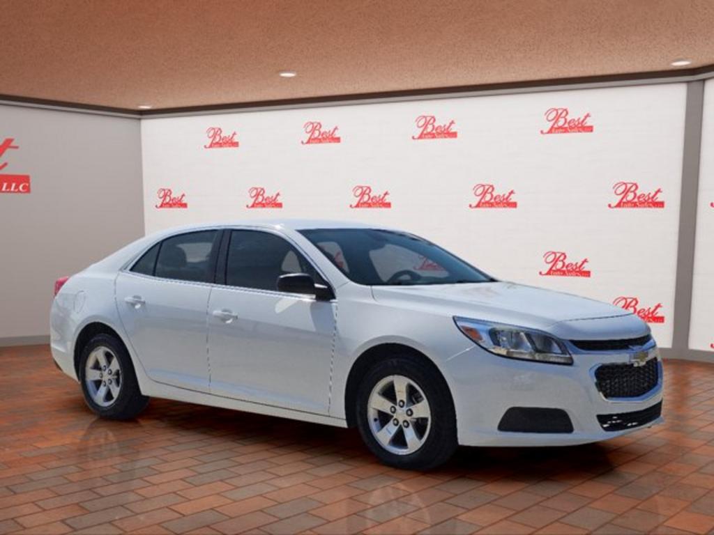 2016 Chevrolet Malibu - $9,999