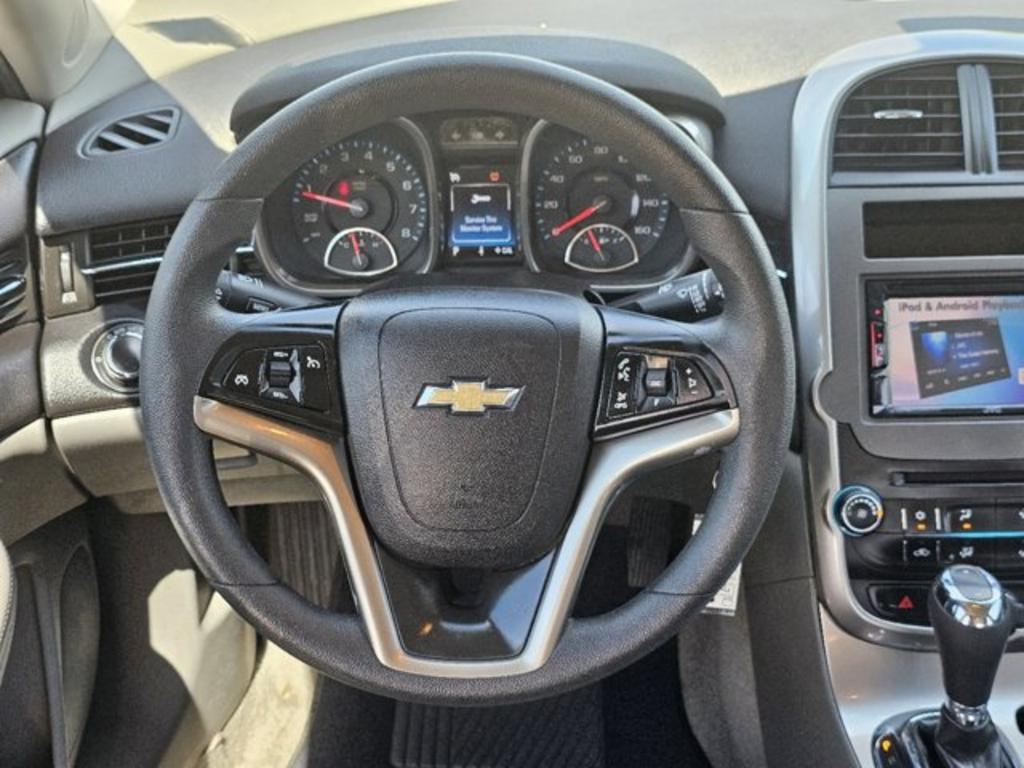 2016 Chevrolet Malibu - $9,999