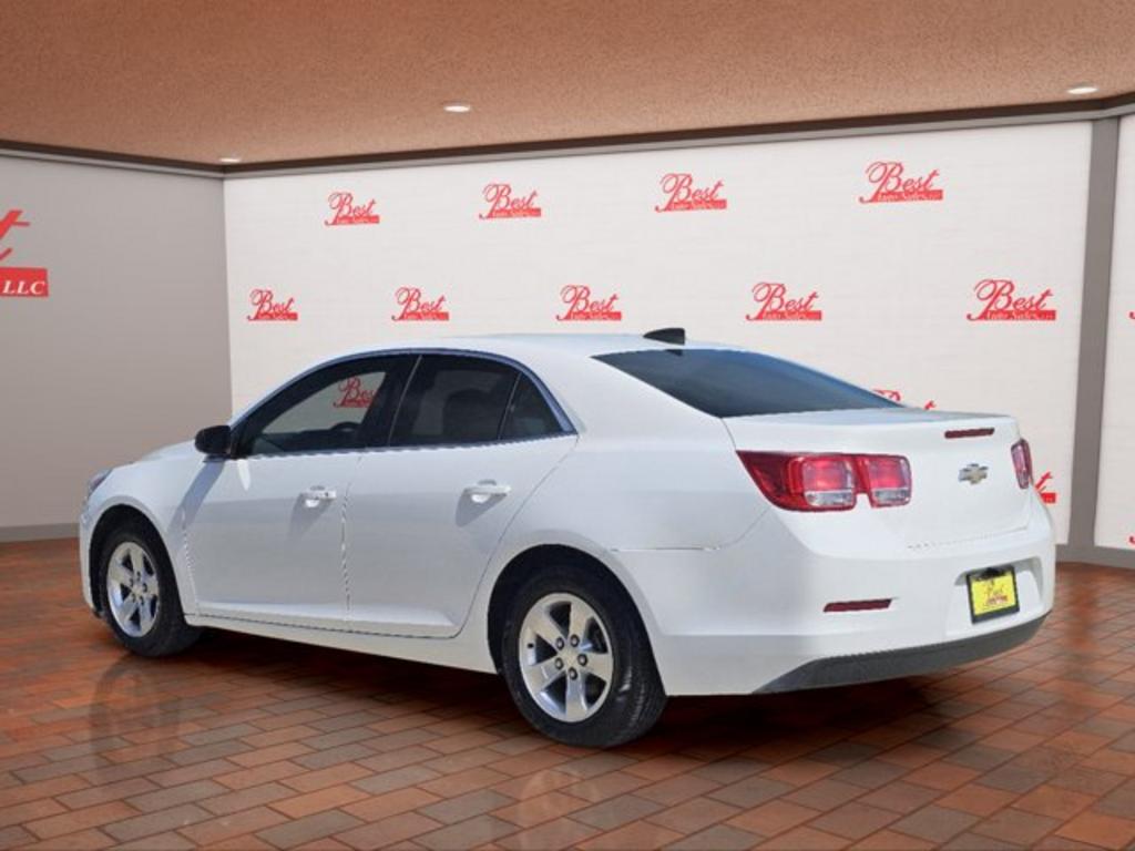 2016 Chevrolet Malibu - $9,999