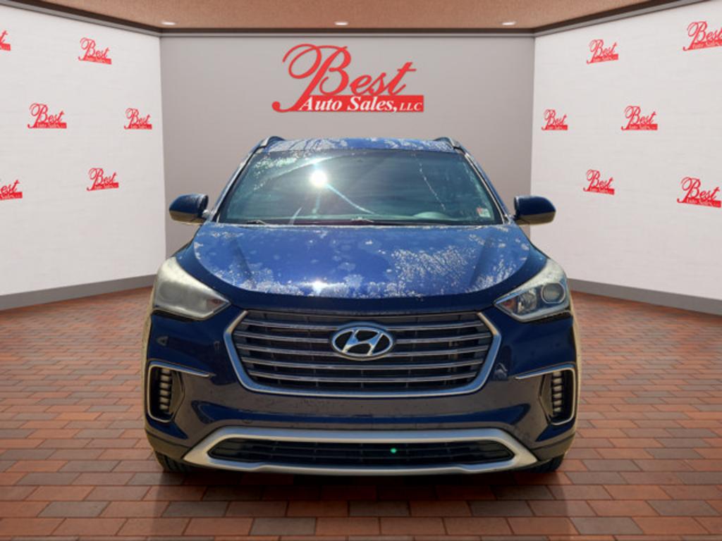 2017 Hyundai Santa Fe - $13,999