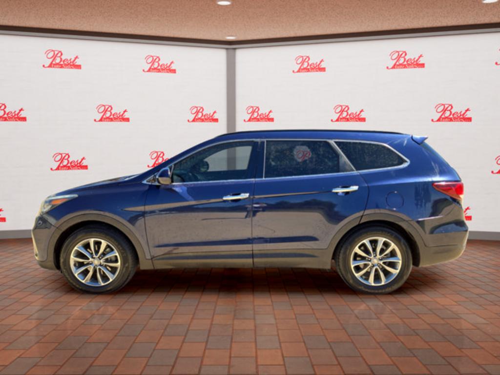 2017 Hyundai Santa Fe - $13,999