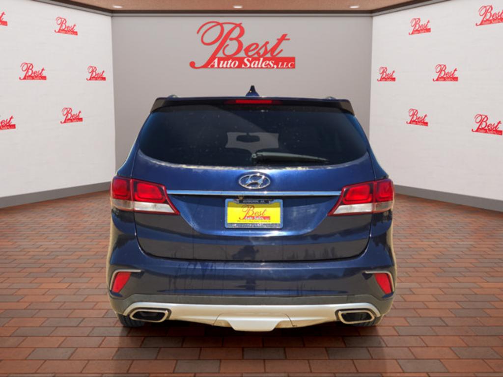 2017 Hyundai Santa Fe - $13,999