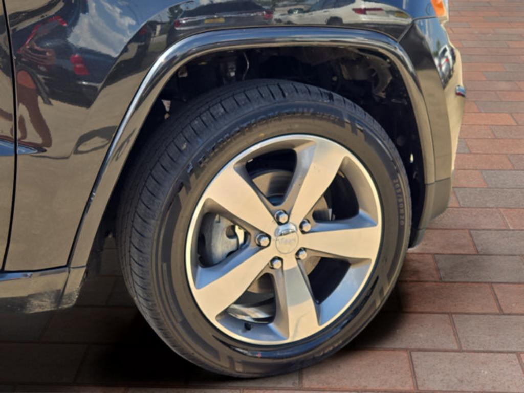 2014 Jeep Cherokee - $7,999