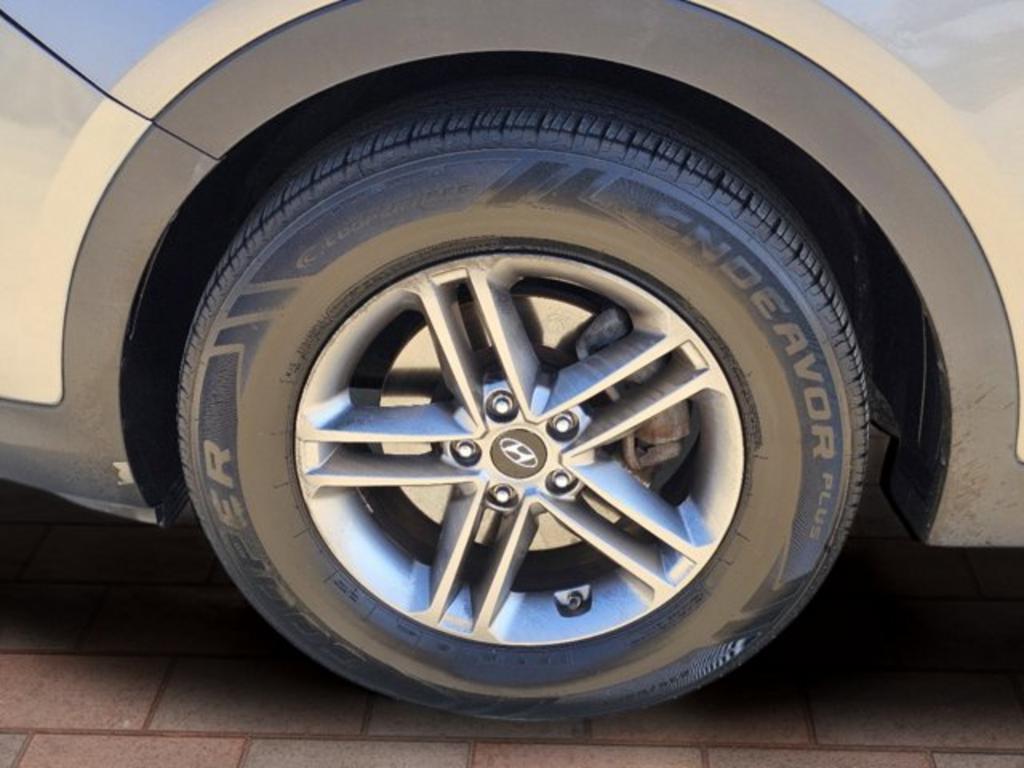 2018 Hyundai Santa Fe Sport - $12,999