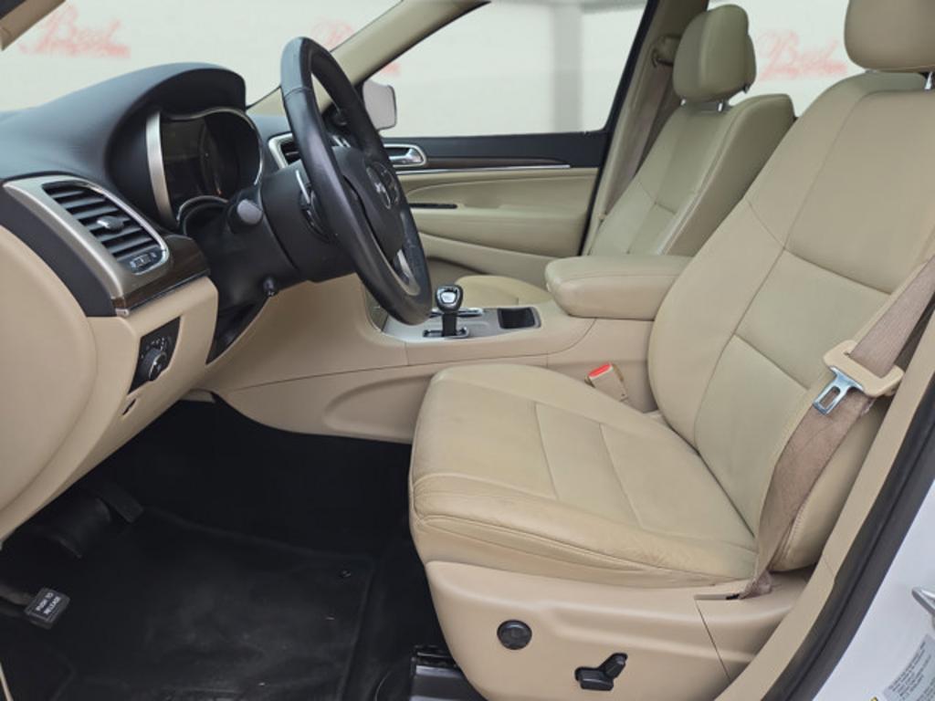 2015 Jeep Cherokee - $13,999