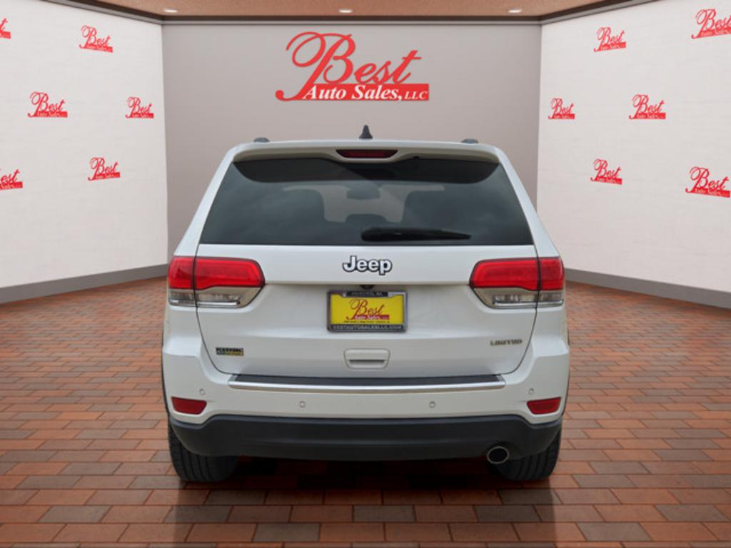 2015 Jeep Cherokee - $13,999