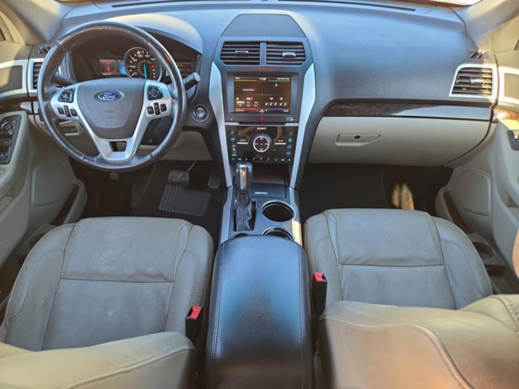 2013 Ford Explorer - $10,999