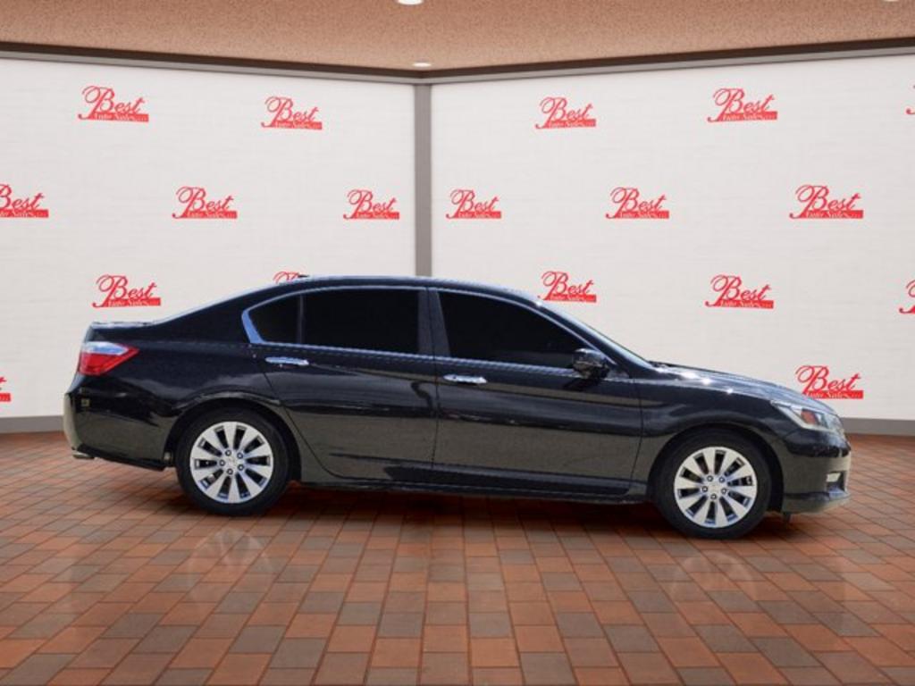 2013 Honda Accord - $12,999