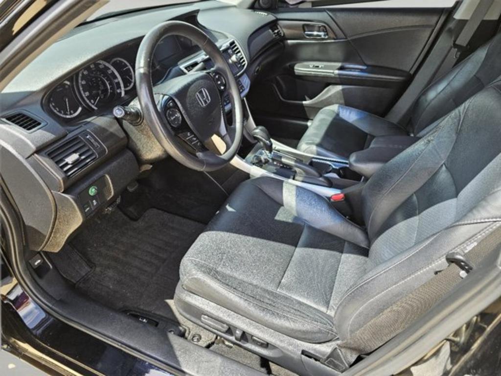 2013 Honda Accord - $12,999