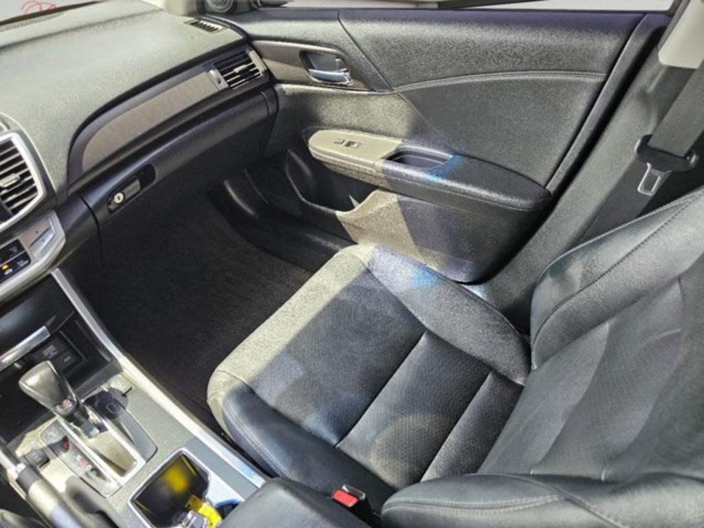 2013 Honda Accord - $12,999