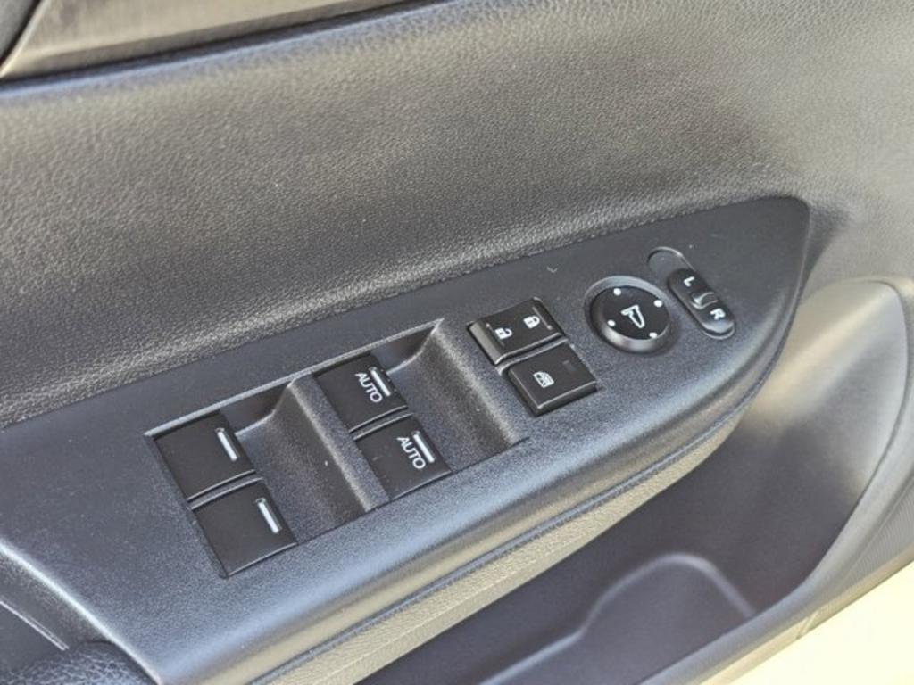 2013 Honda Accord - $12,999