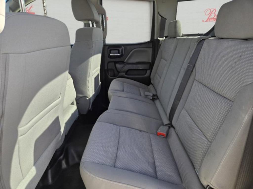 2019 Chevrolet Silverado Ld - $15,999