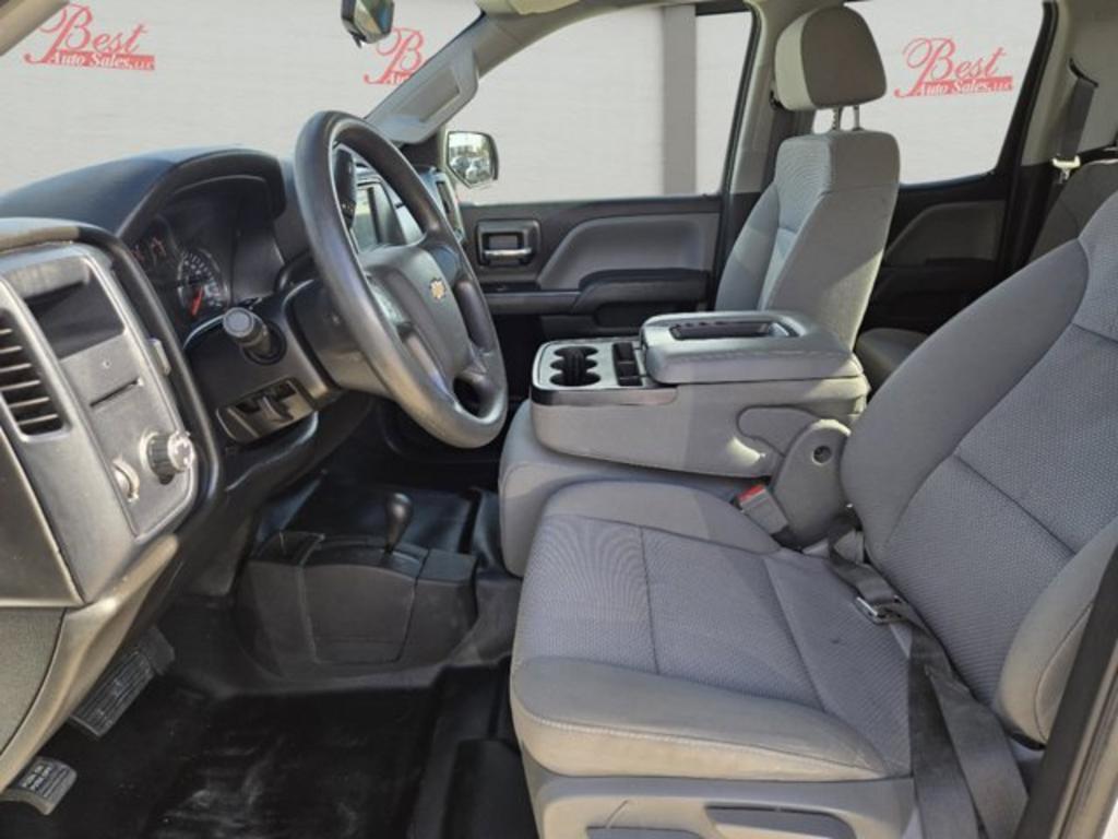 2019 Chevrolet Silverado Ld - $15,999