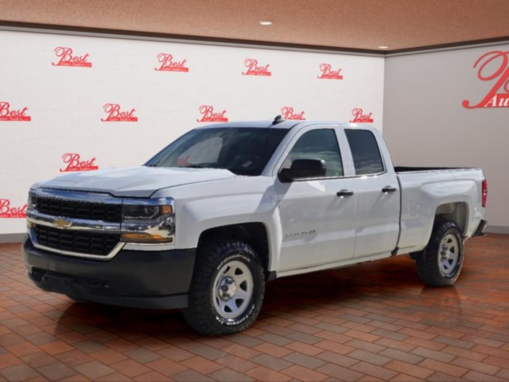 2019 Chevrolet Silverado Ld - $15,999
