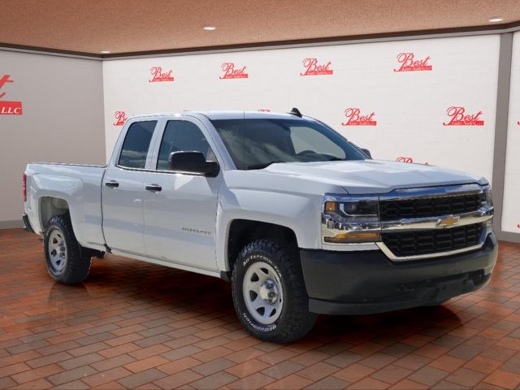 2019 Chevrolet Silverado Ld - $15,999