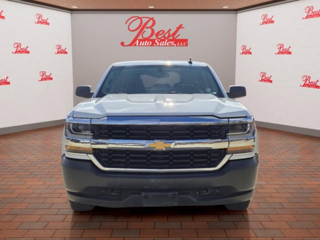 2019 Chevrolet Silverado Ld - $15,999