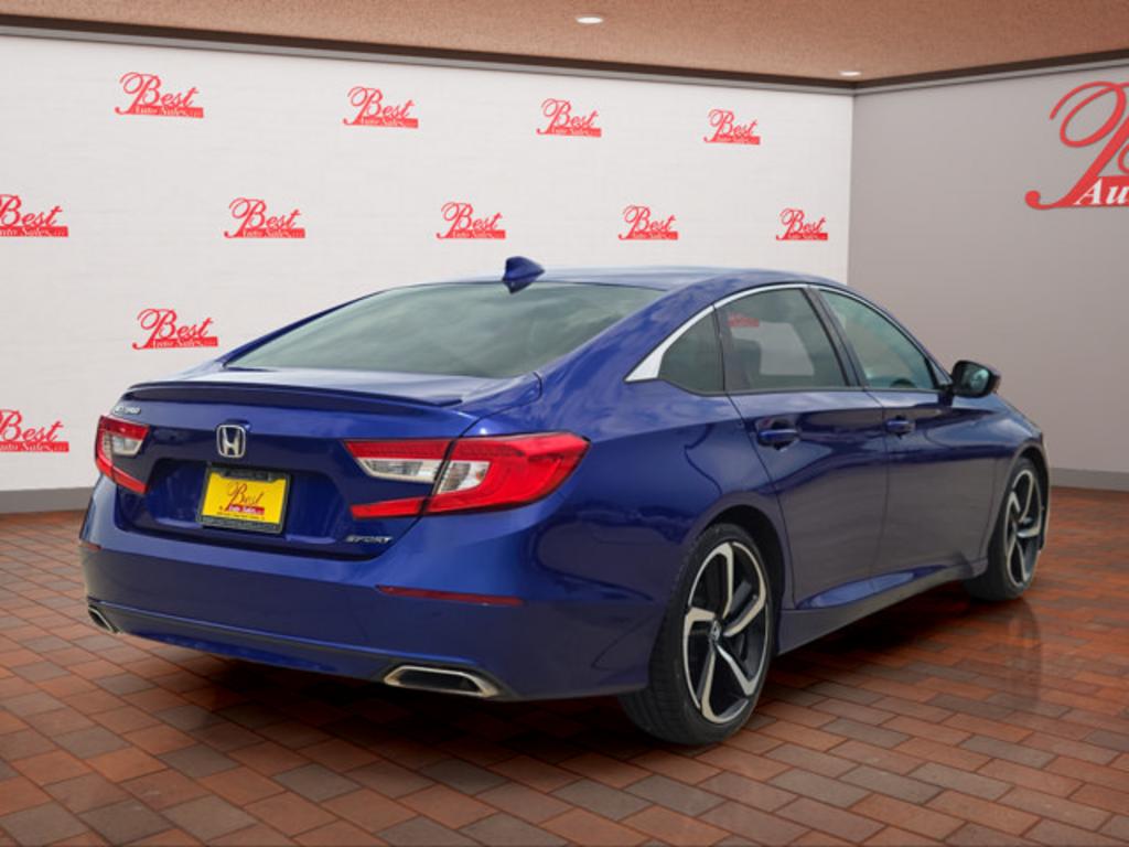 2018 Honda Accord - $15,999