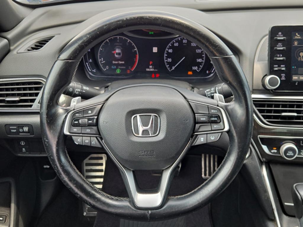 2018 Honda Accord - $15,999