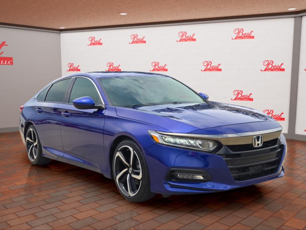 2018 Honda Accord - $15,999