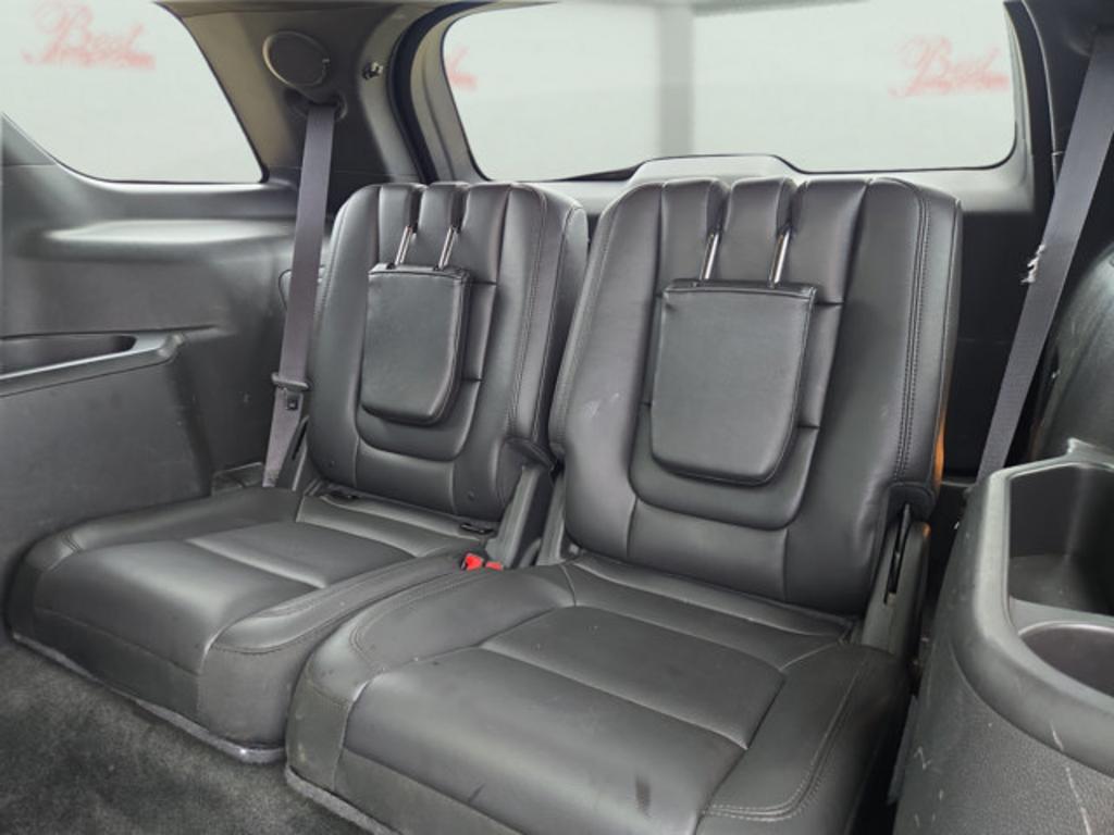2015 Ford Explorer - $12,999