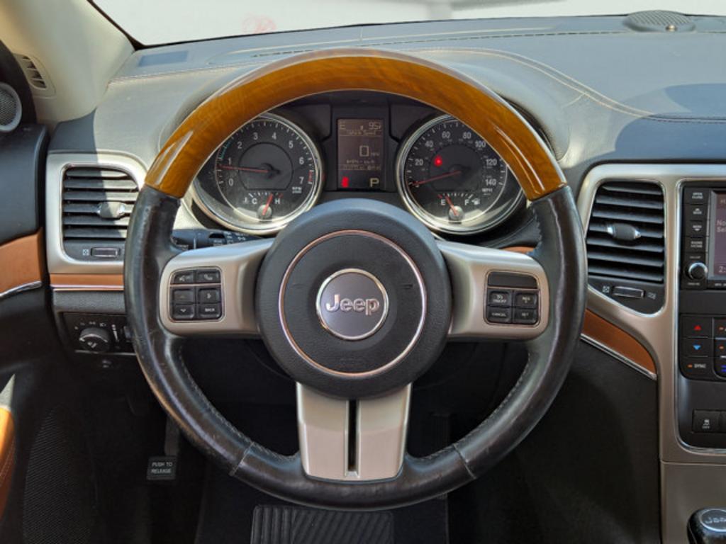 2013 Jeep Cherokee - $10,999