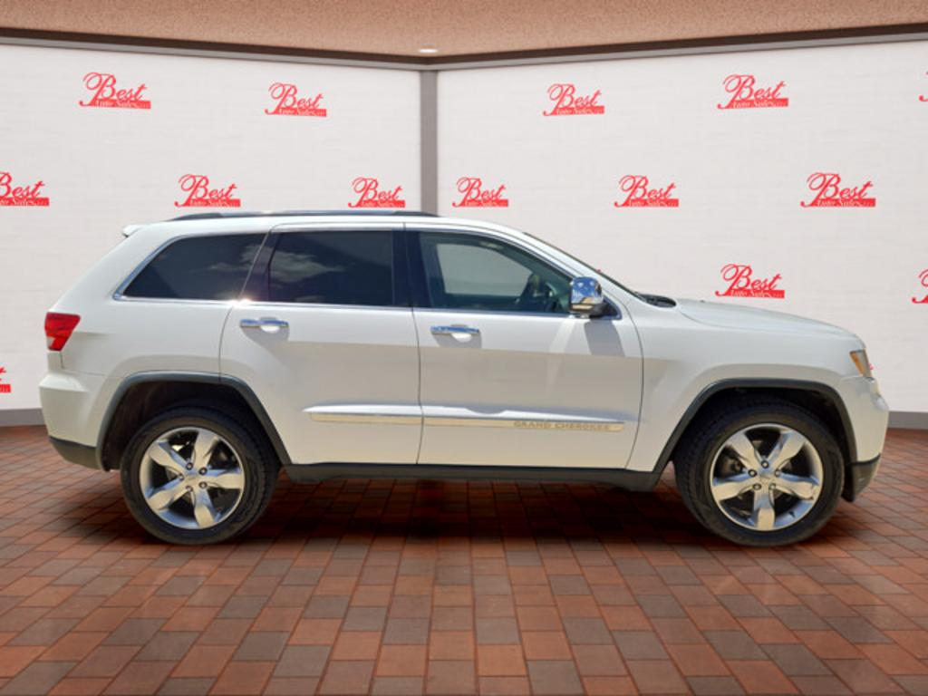 2013 Jeep Cherokee - $10,999