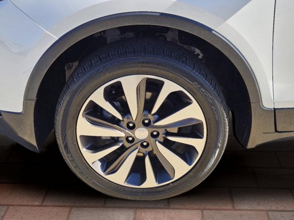 2018 Buick Encore Essence photo