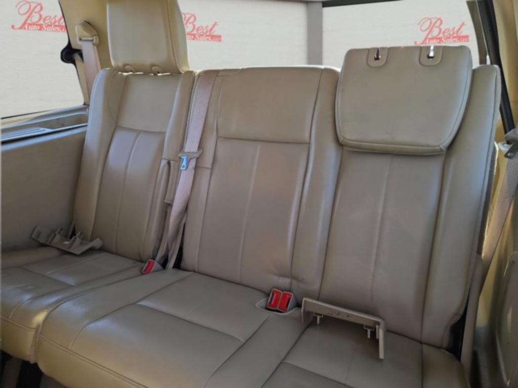 2011 Ford Expedition XLT photo