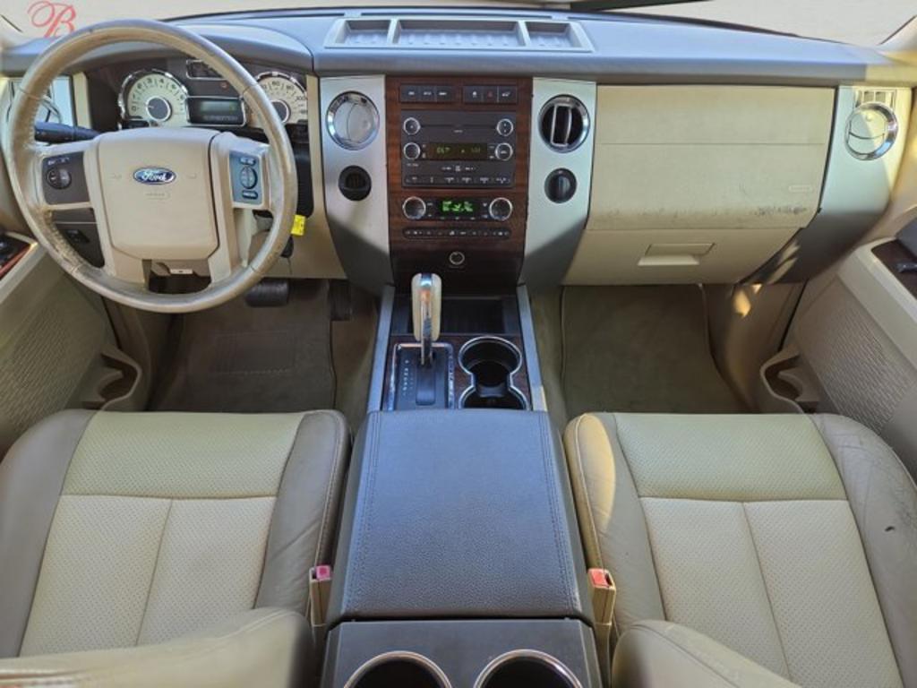 2011 Ford Expedition XLT photo