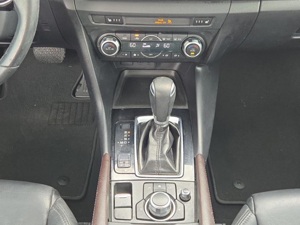 2018 MAZDA MAZDA3 - $10,999
