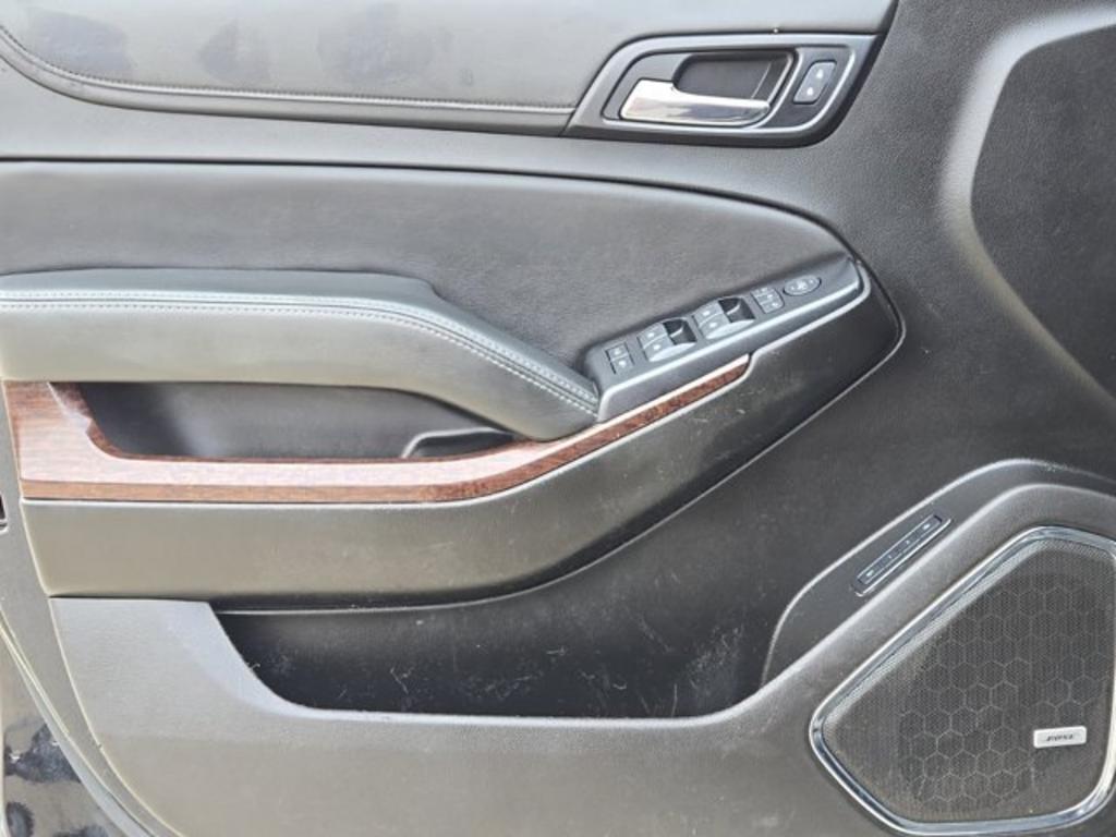 2019 GMC Yukon XL 1500 SLT photo
