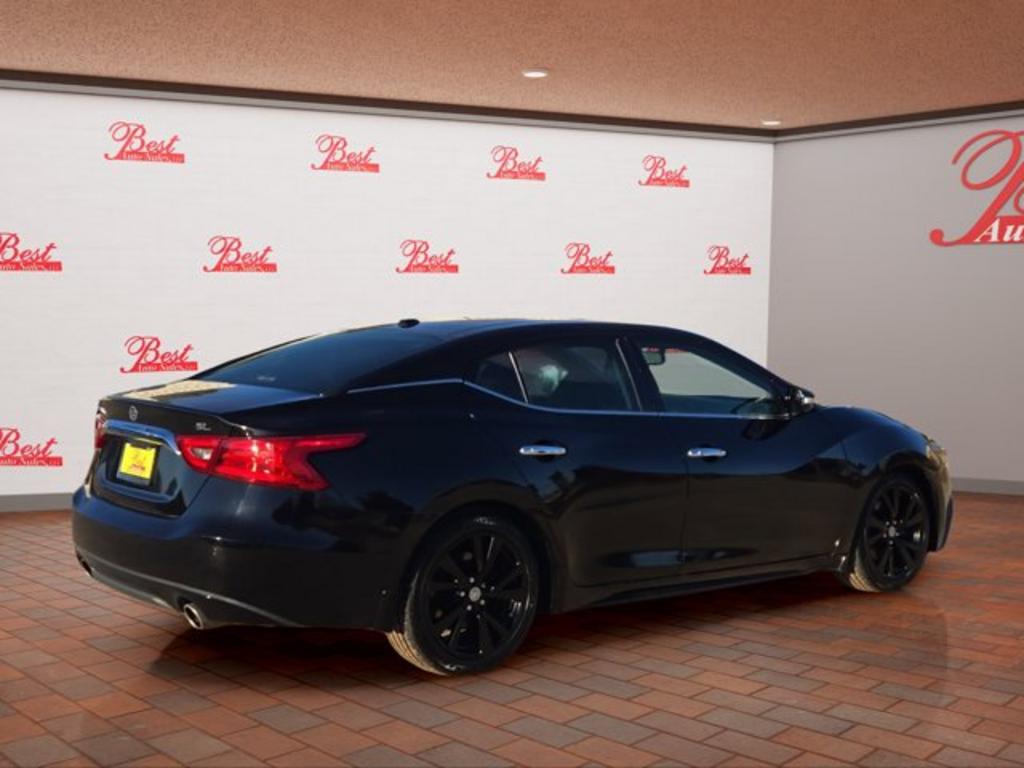 2016 Nissan Maxima - $14,999